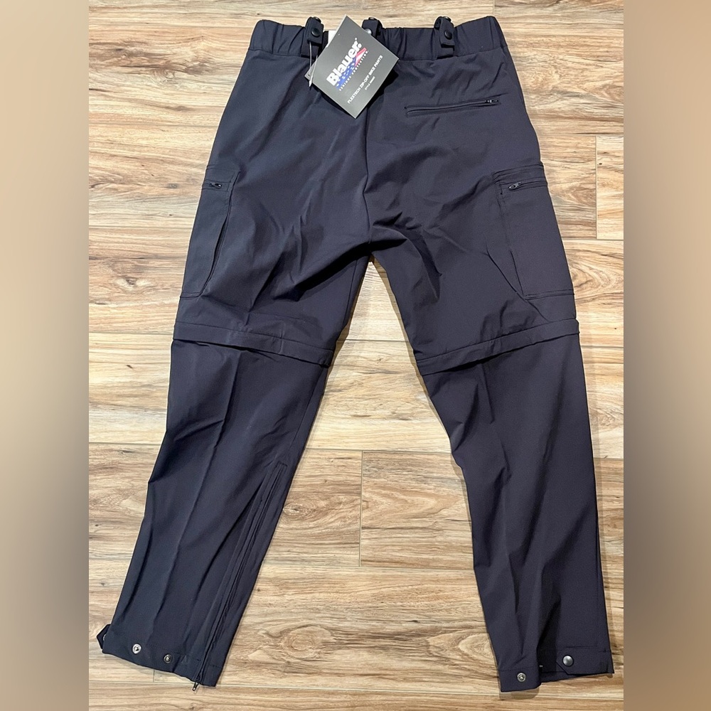 Blauer 36x34 flex tech zip off bike pants
Dark Navy
Brand new never worn